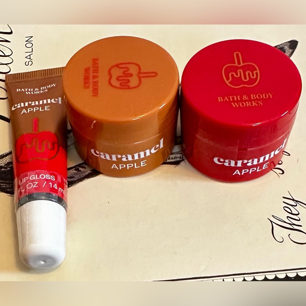 Bath & Body Works Caramel Apple Lip Gloss, Lip Scrub & Lip Mask Set